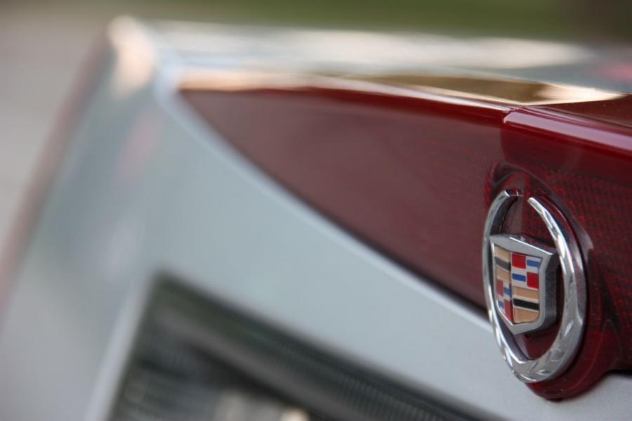  Cadillac XLR-V 2009 года  (фото 46 из 55)